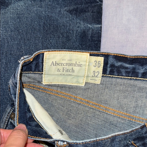 Abercrombie & Fitch Dark Blue Relaxed Jeans - Picture 2 of 5